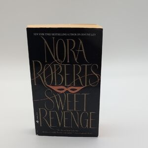 💵2/$10Bundle and Save💵Nora Roberts 'Sweet Revenge' Book